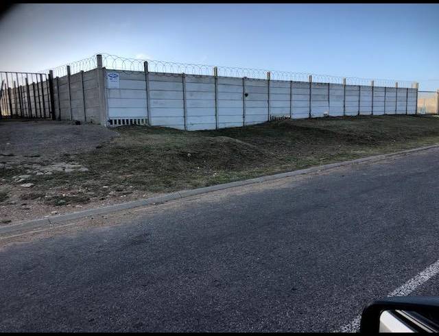 LAND FOR SALE IN N2 INDUSTRIAL PARK